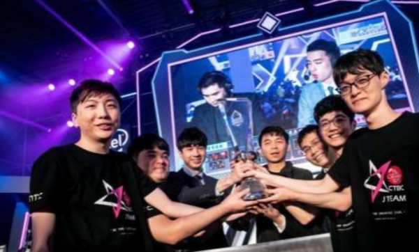 Vitality 自信地晋级 IEM Rio 2024 季后赛，在击败 The MongolZ 后。