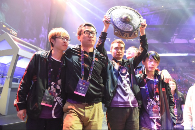 上单的GOAT！Theshy出道七周年向中国绿化基金会捐赠77777元