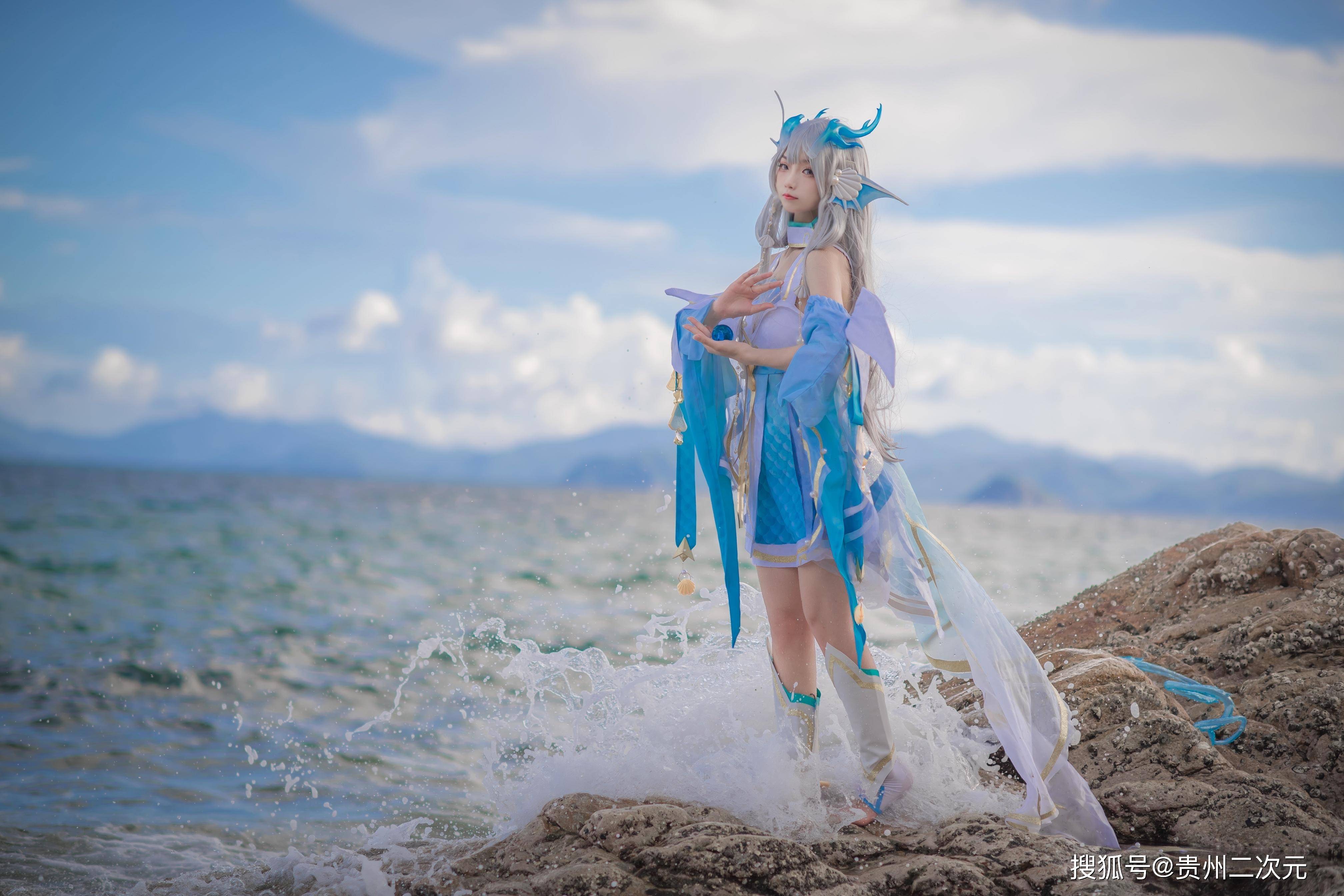 Assum ：选金克丝是因为训练赛打龙效果挺好的