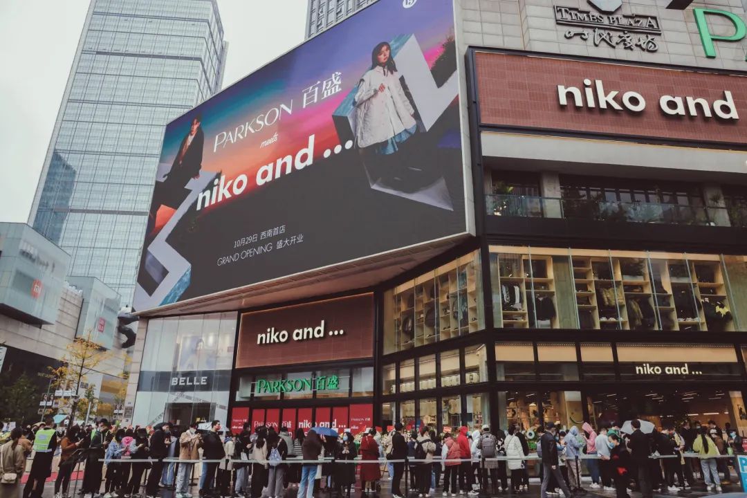 Mouz 是最后一支晋级 PGL Cluj-Napoca 2025 季后赛的队伍，击败了 Virtus.pro 。